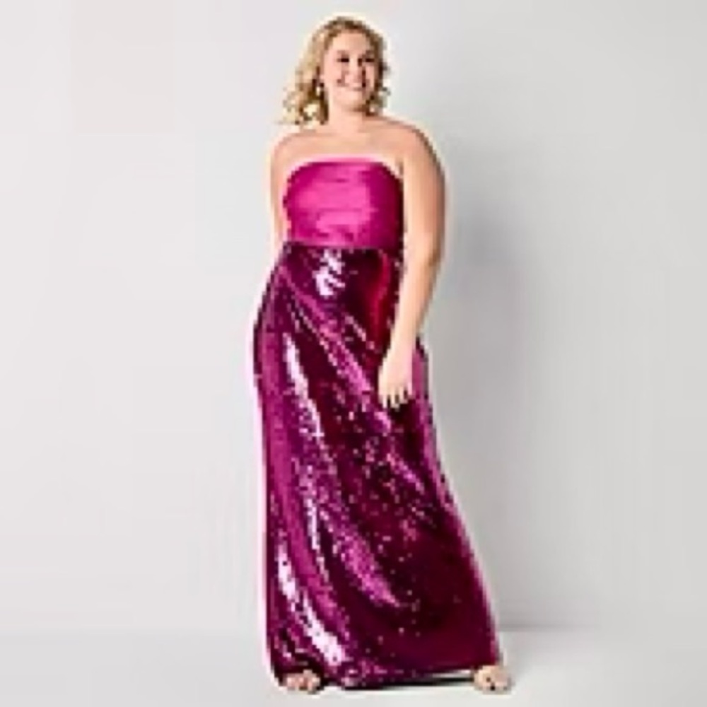 NWT Johnny Wujek Sangria Sequin Dress